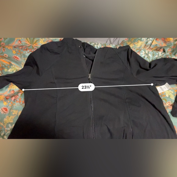 Lightweight jacket - Picture 5 of 5